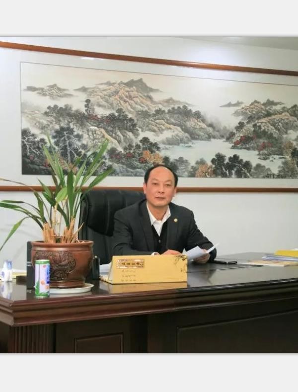 副会长 游悟能 湖北原天建设工程有限公司总经理