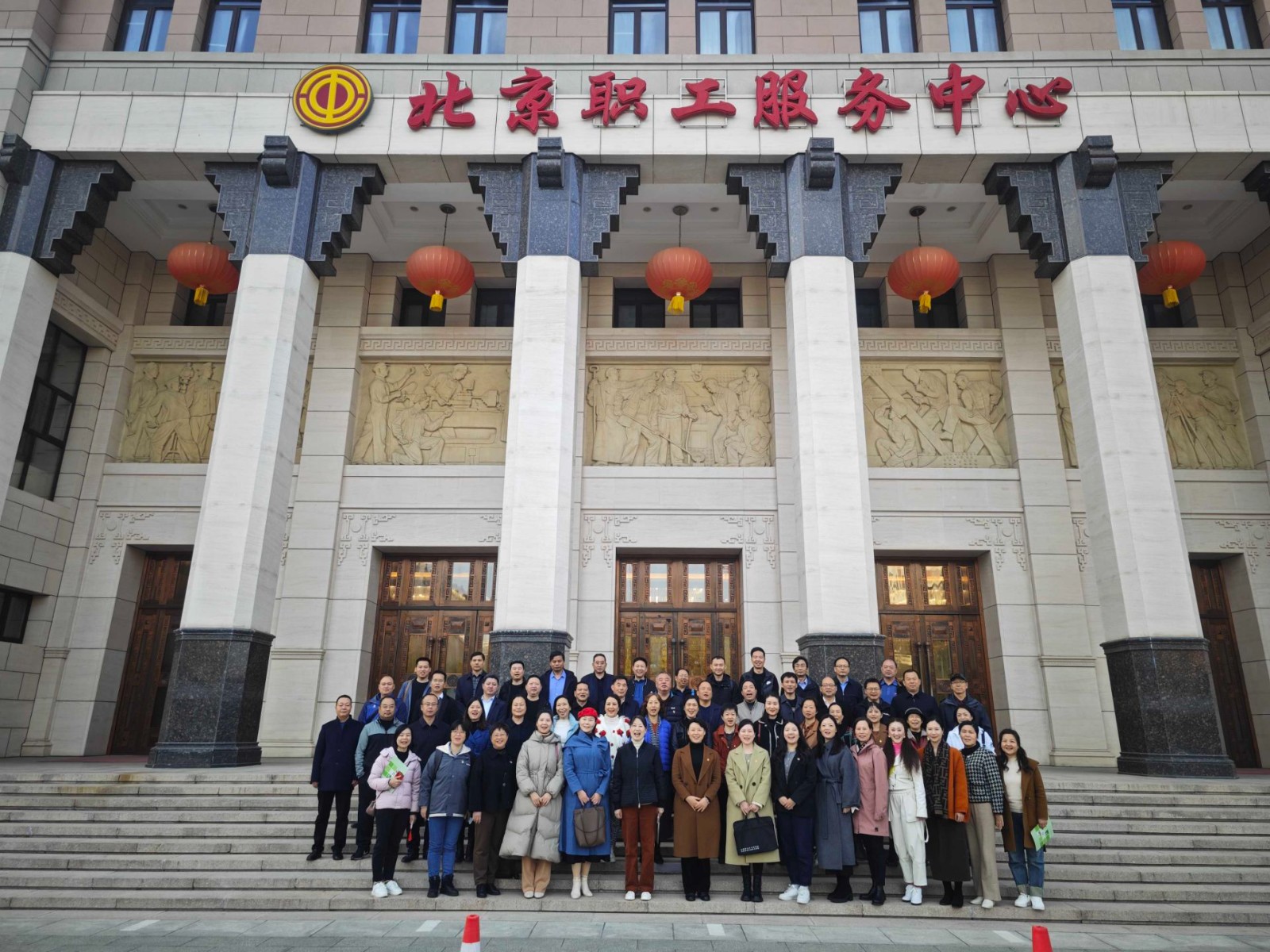 在推进中国式现代化中贡献智慧力量