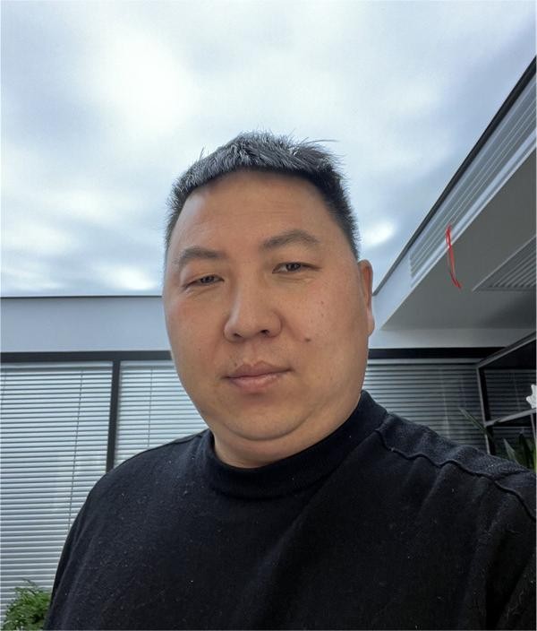 副会长   刘明   湖北联德建设有限公司总经理