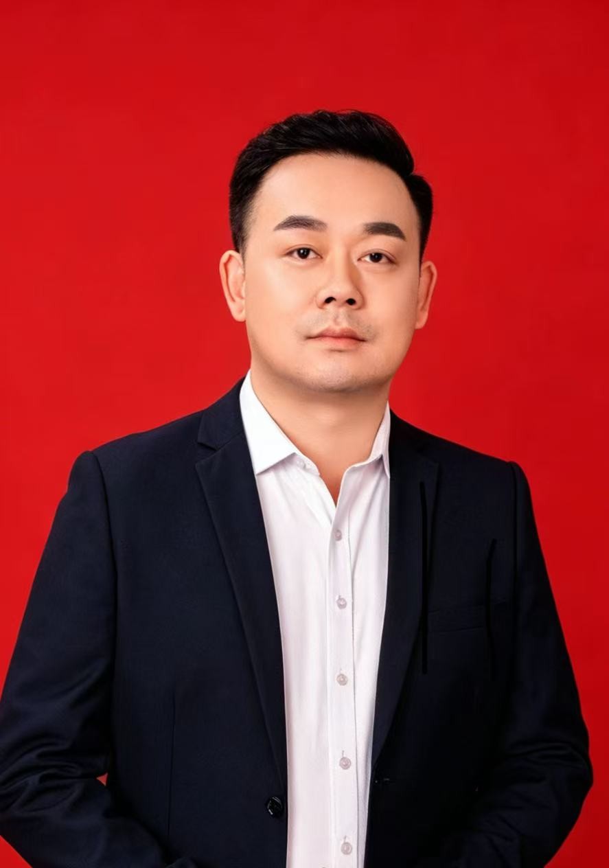 副会长 马强 十堰精工艺匠装饰有限公司总经理